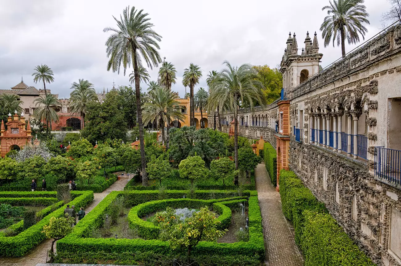 Eight places House of The Dragon - Alcázar of Seville