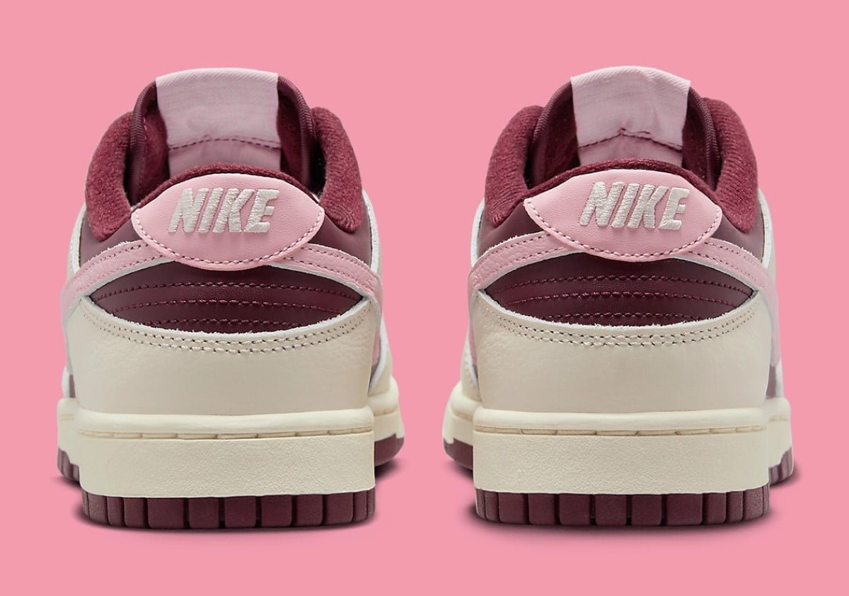 Nike Dunk Low "Valentine’s Day" 2023