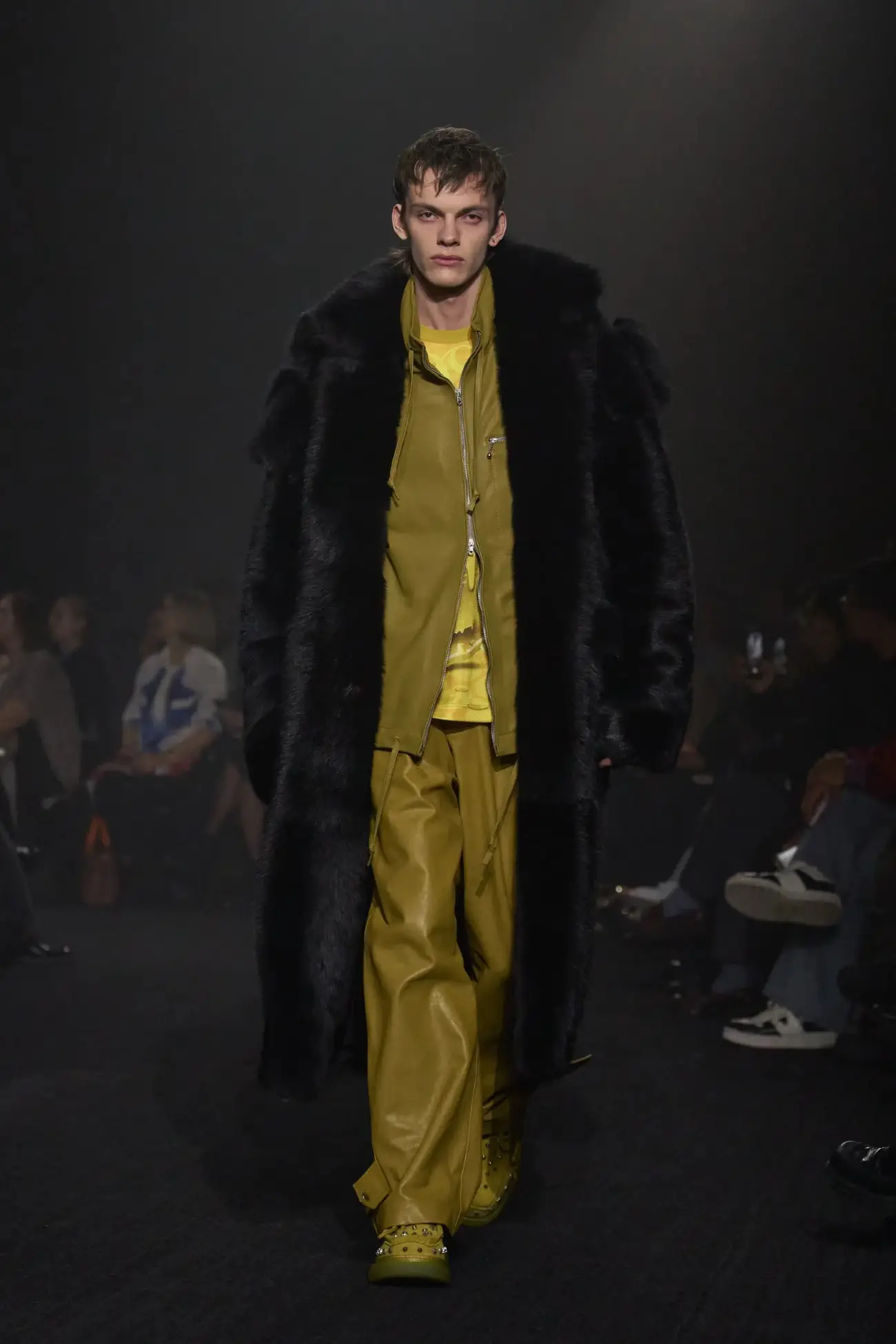 Burberry - Fall-Winter 2023 - London Fashion Week