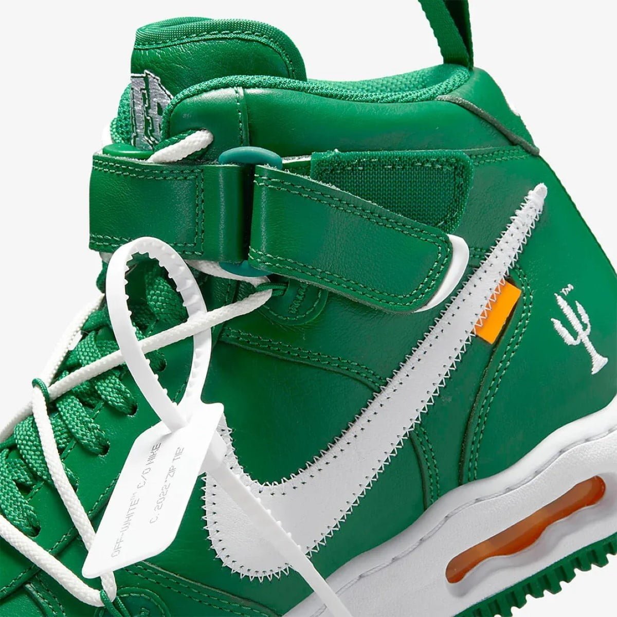 Off-White x Nike Air Force 1 Mid "Pine Green"