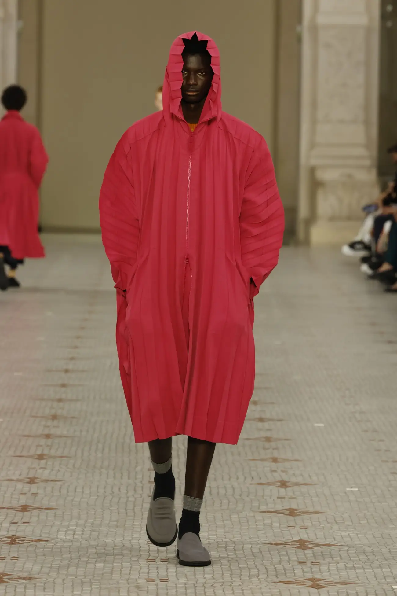 HOMME PLISSÉ ISSEY MIYAKE - Spring-Summer 2024 - Paris Fashion Week Men's
