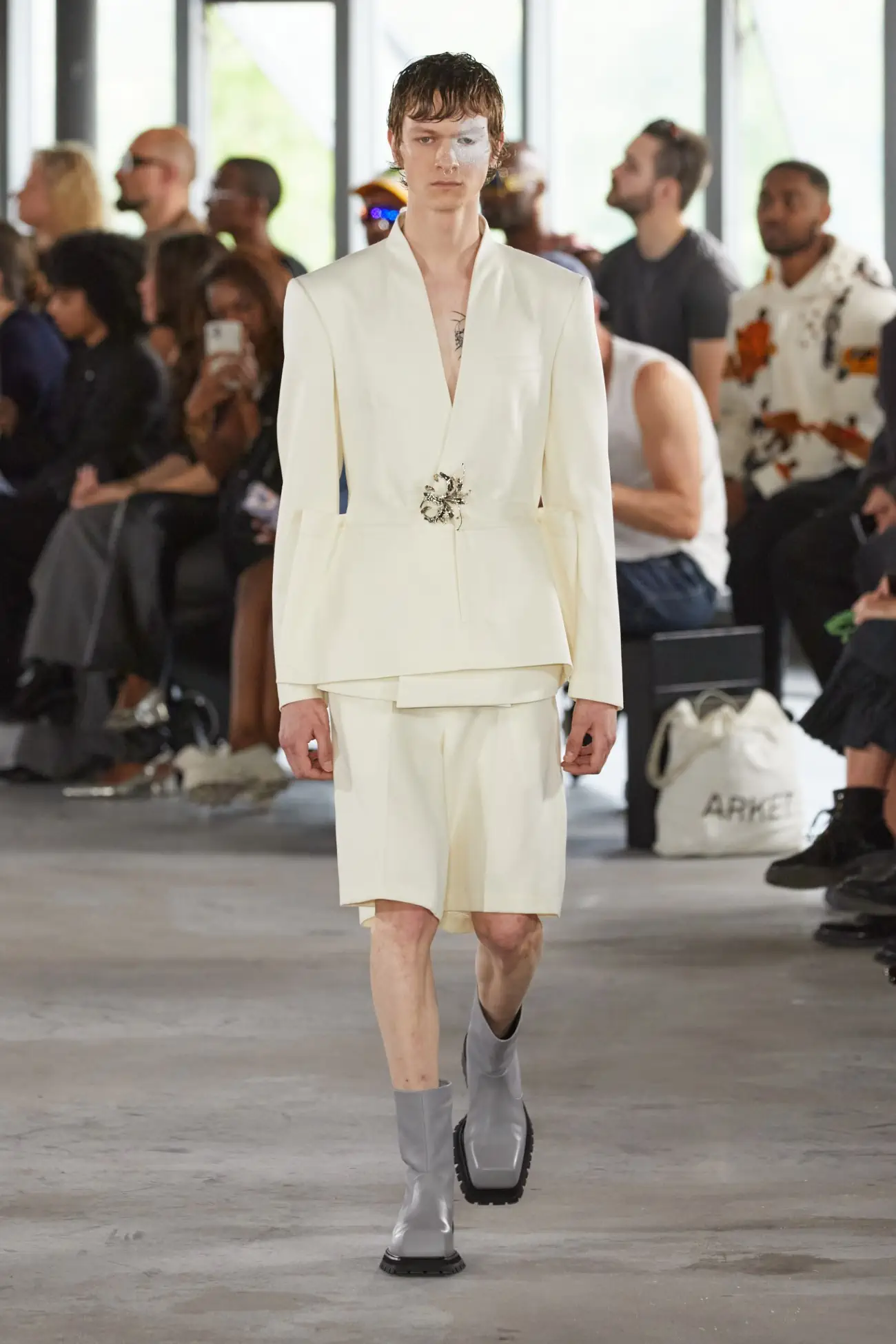 Sean Suen - Spring-Summer 2024 - Paris Fashion Week Men's