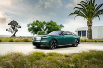 Rolls-Royce Spectre, The Electric Revolution in Ultra-Luxury Motoring
