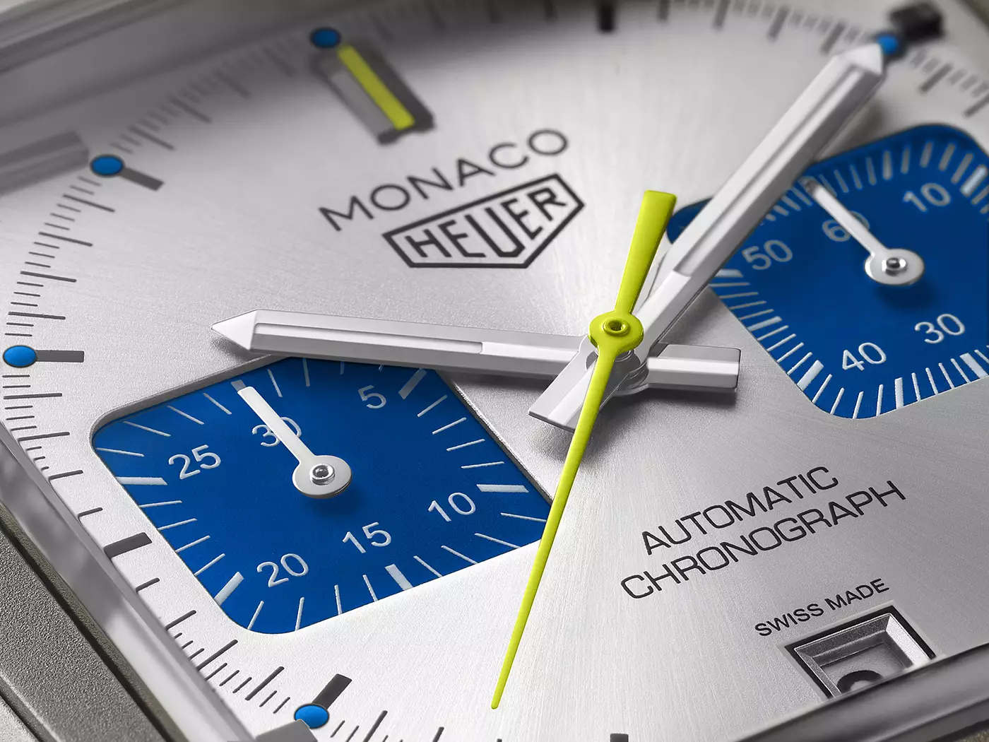 Wrist Racing and Time Chasing with TAG Heuer Monaco Chronograph Racing Blue