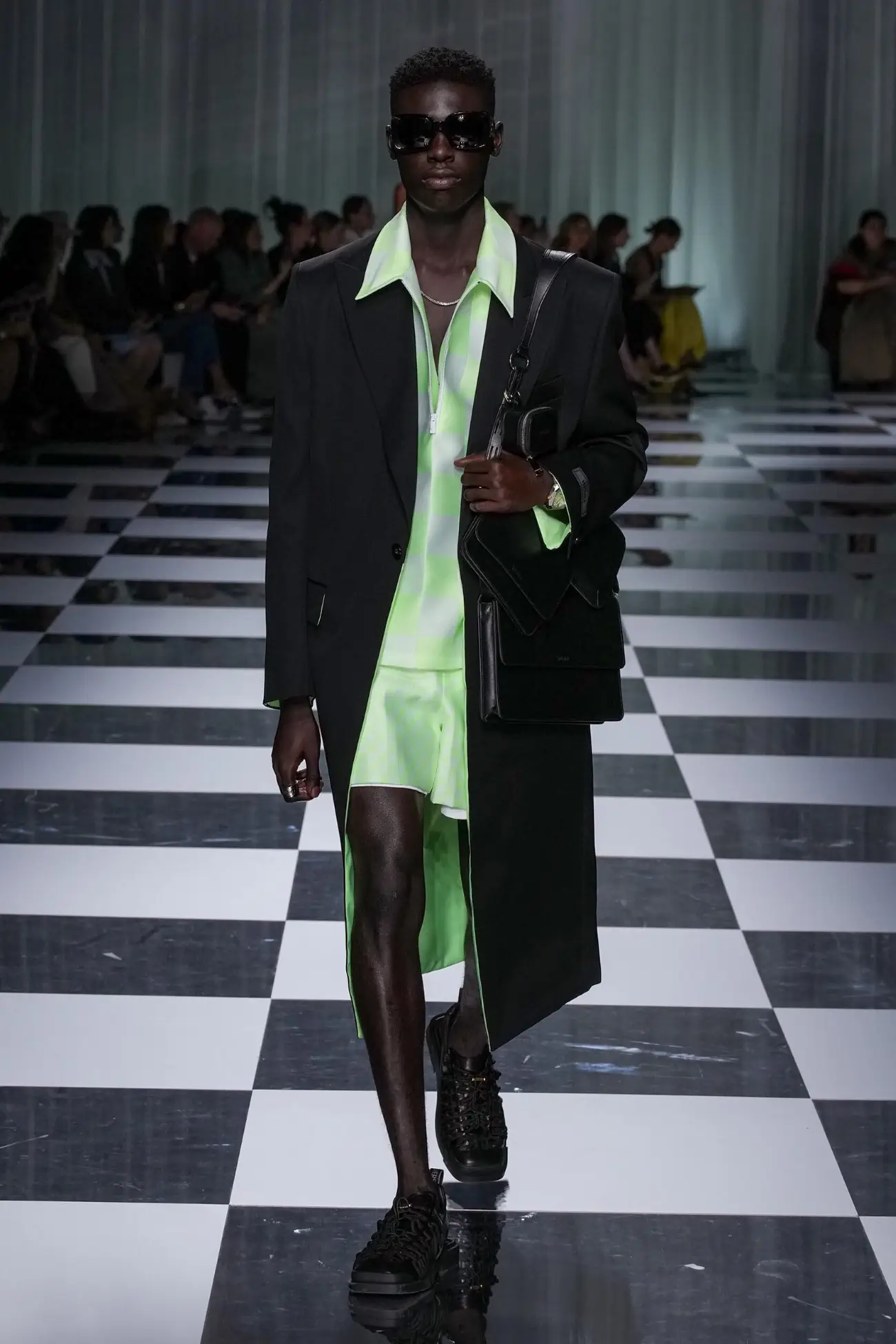 Versace Spring 2024, A Nostalgic Dance with Modern Whims