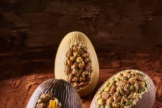 Dalloyau Unveils Exquisite Easter Eggs Inspired by the Beggar's Treat
